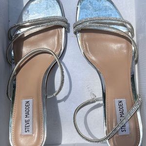 Steve Madden silver shoes